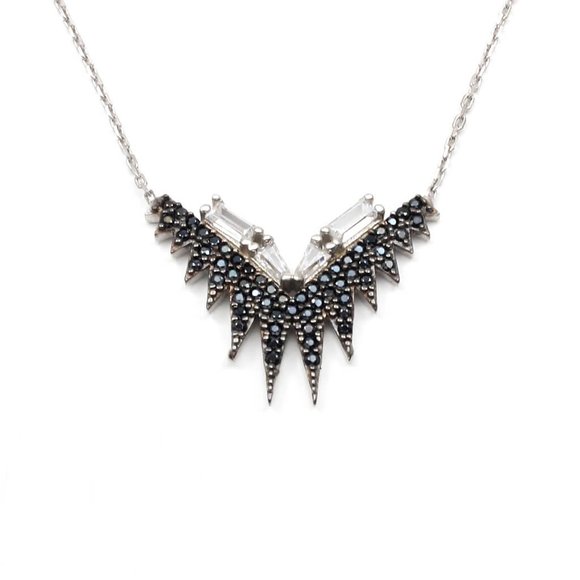BLACK POINTED PENDANT BAGUETTE CUT CZ NECKLACE - Picture 2 of 3